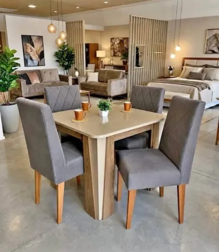 Mesa 4 lugares disponível