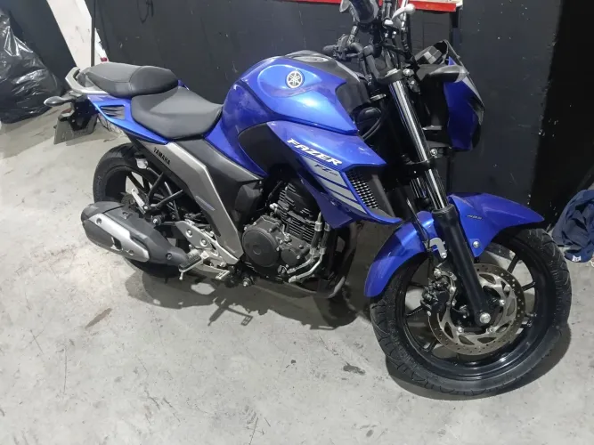 Fz 250  zera