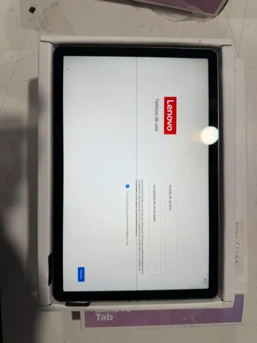 LENOVO TAB 4gb 64gb
