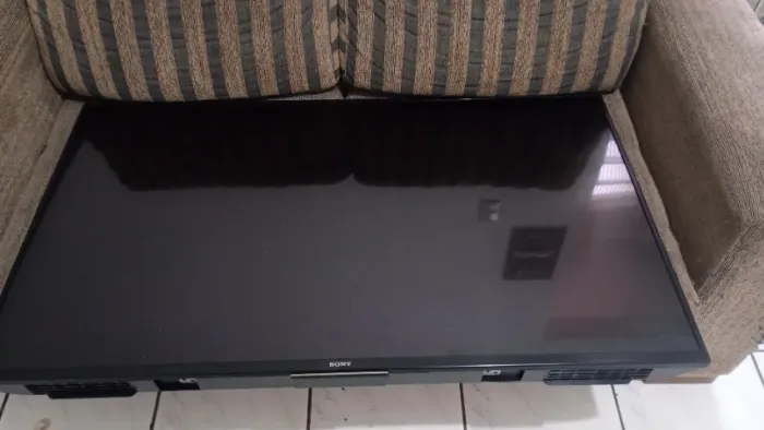 Vendo televisão 49 Sony 