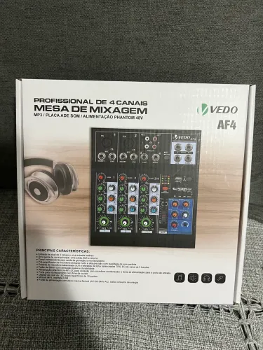 Mesa de mixagem 4 canais Vedo AF4