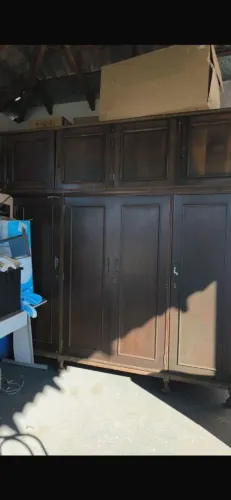 Vendo guardar roupa R$500,00 reais ou podemos negociar o valor