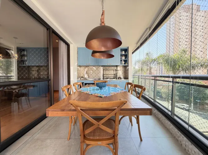 Apartamento com 178 m², para alugar na Pompéia.