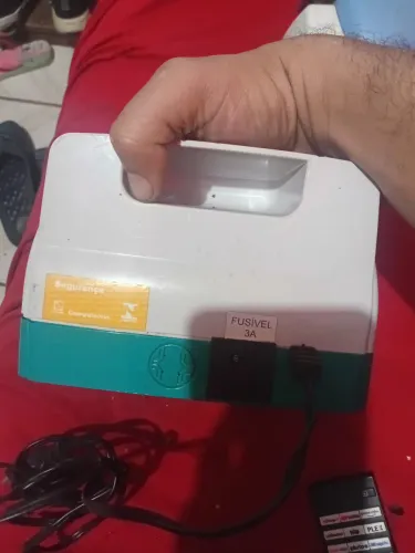 Máquinas de aerossol para conserto.