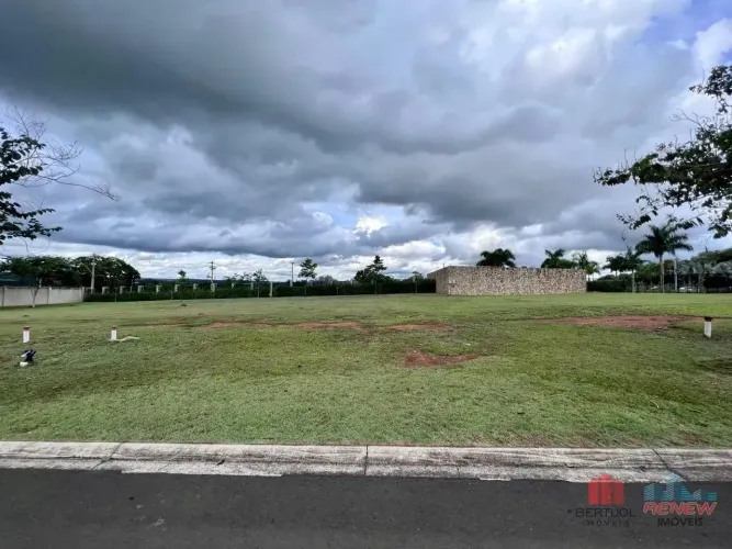 Terreno a venda em Condominio Jaguariuna