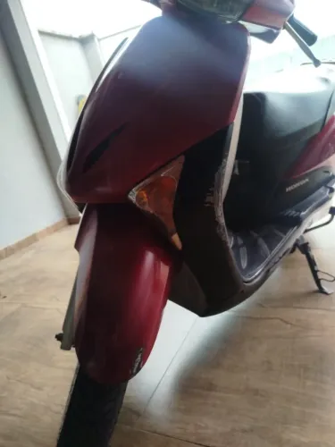 Moto Honda lead 110, partida elétrica, automático