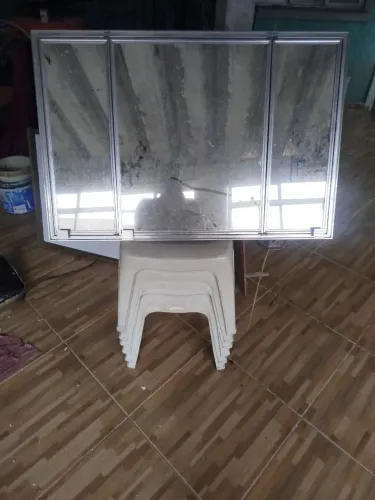Armário de banheiro