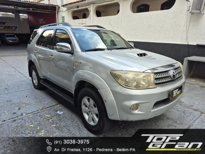 Toyota Hilux SW4 SRV D4-d 4X4 3.0 TDI Dies. AUT 2009