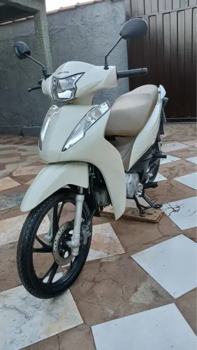 Biz 125 2023