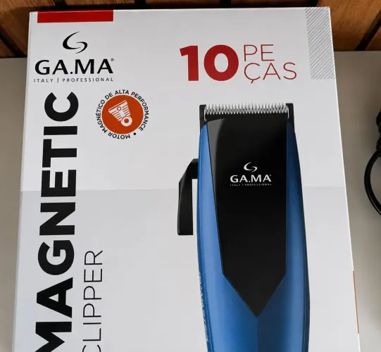 Máquina de Cortar Cabelo GA.MA Magnetic Clipper 10 Peças - Seminova