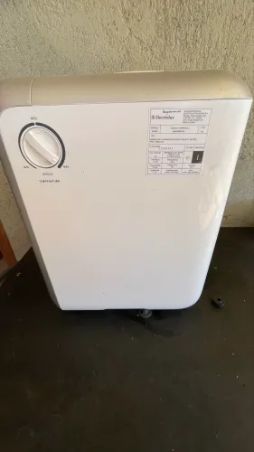 Bebedouro elétrico de agua galão 20 litros