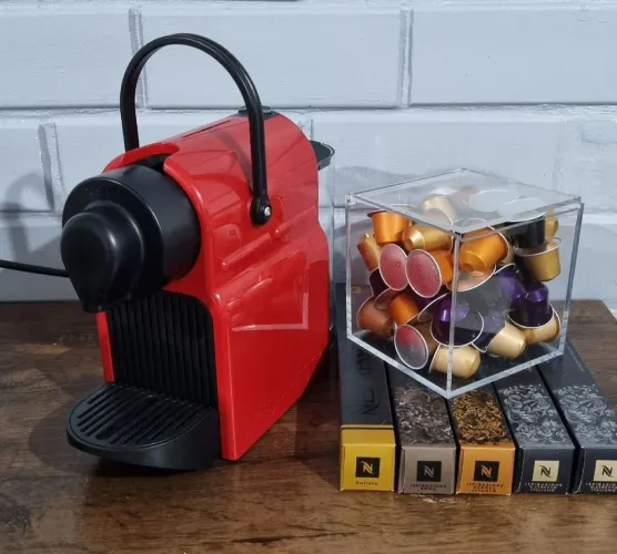 CAFETEIRA NESPRESSO INISSIA