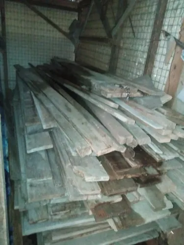 (Vendo) Tabuas de madeiras usadas