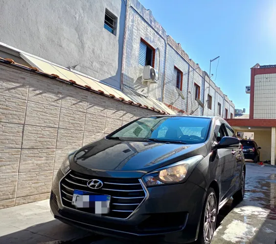 Hyundai HB20S Comfort Plus 1.0 TB Flex 12V Mec. 2018