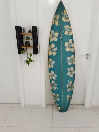 Prancha de surf 6, 3 usada