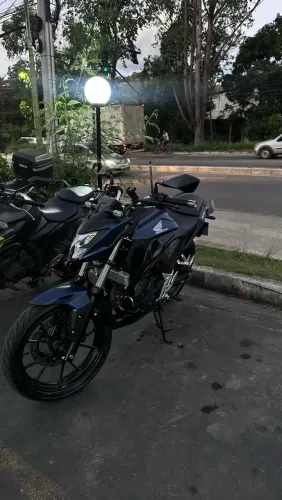 moto cb300f único dono
