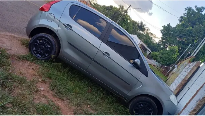 Fiat Palio Attractive 1.0 EVO Fire Flex 8V 5P 2013