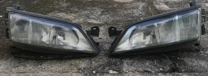Farol Valeo - Vectra (1997 - 98 - 99)