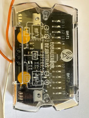 Balanceador JFA para baterias 12 + 12V = 24V