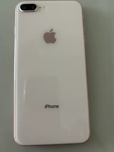 iPhone 8 Plus. Perfeito estado, sem marcas de uso. Carregador original.