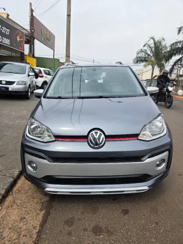 Volkswagen Up! Cross 1.0 TSI Total Flex 12V 5P 2018