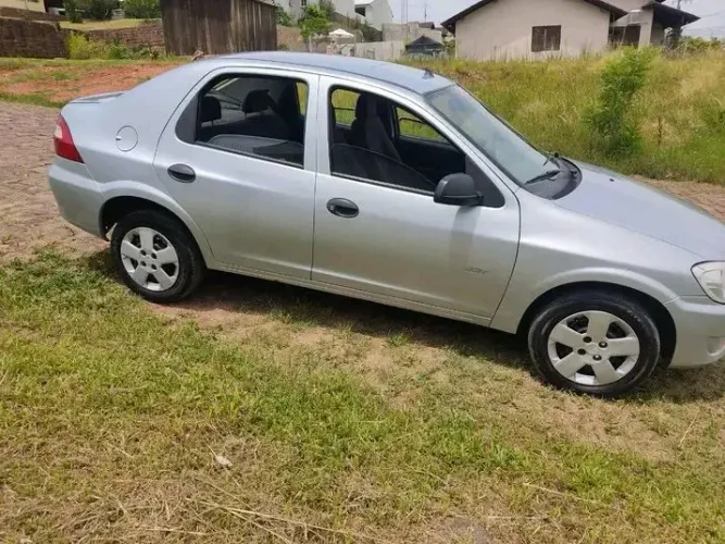 Chevrolet Prisma Sed. Maxx/ LT 1.4 8V Econof. 4P 2012
