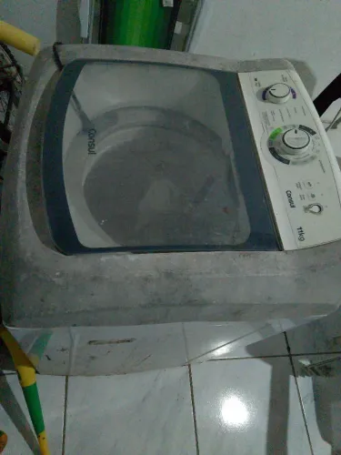 Vendo máquina de lavar roupa 11kg consul
