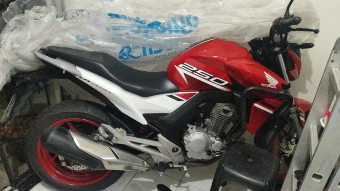 Honda cb Twister 250