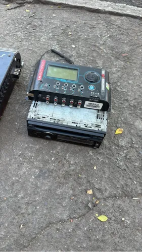 Vendo radio painer funcionado perfeitamente 