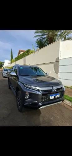 Mitsubishi L200 Triton Sport HPE-S 2.4 CD Dies. AUT 2025