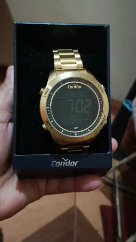Relógio Digital Marca Condor aceito cartão de crédito ou débito. 250 reais