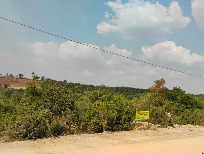 Terreno de 1000 m² em condomínio fechado em Esmeraldas 