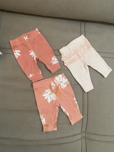 Kit 3 calças carters feminina, tamanho Rn (newborn)