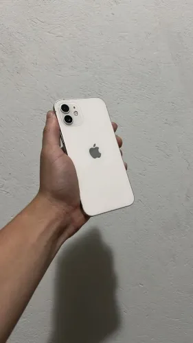 Vendo Iphone 12 branco (TODO ORIGINAL)