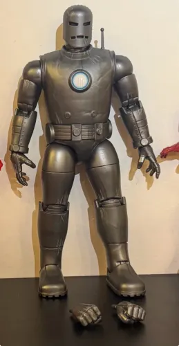Homem de ferro MK1 - marvel legends