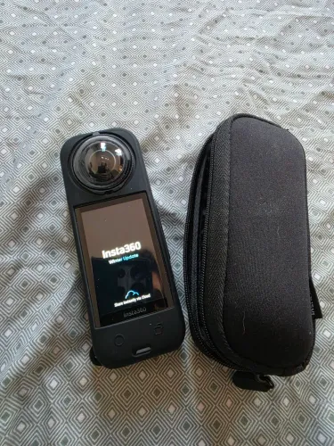 Insta 360 x5 + Acessórios - Menos de 1 mes de uso