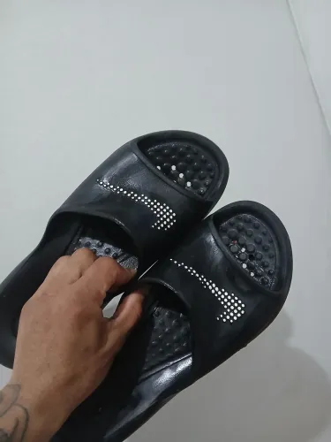Vendo sandália Nike tam 39