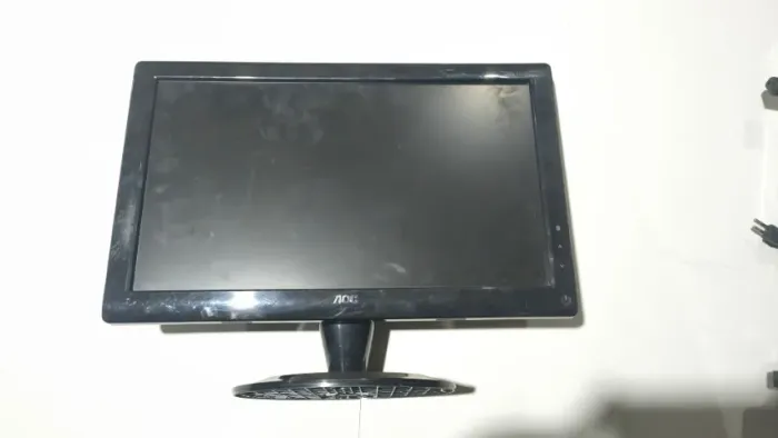 monitor LCD AOC, modelo 936Swa (de 18.5 polegadas)