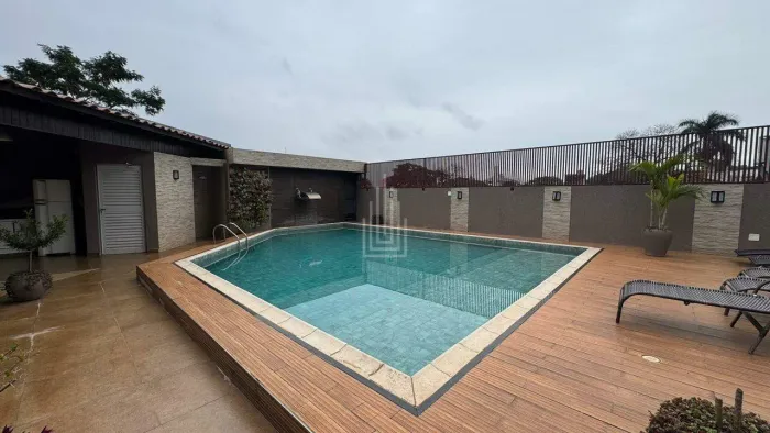 Apartamento à venda no Edifício Monte Carlo no Centro de Foz do Iguaçu/PR