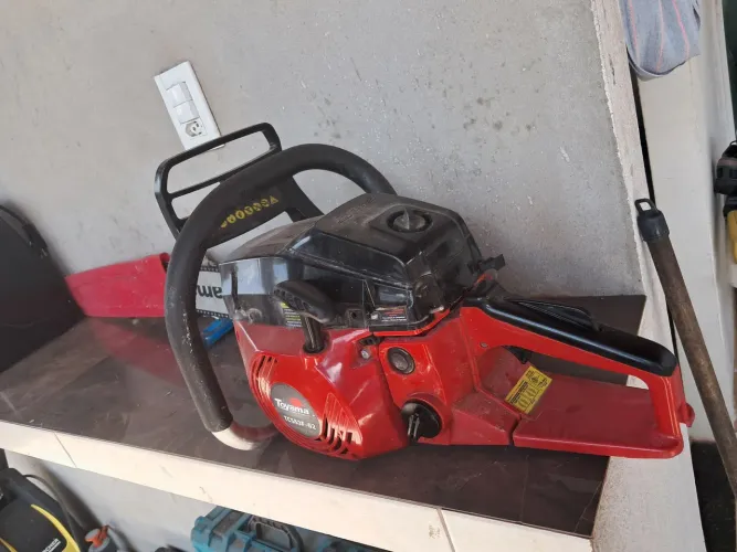 Motoserra seminova