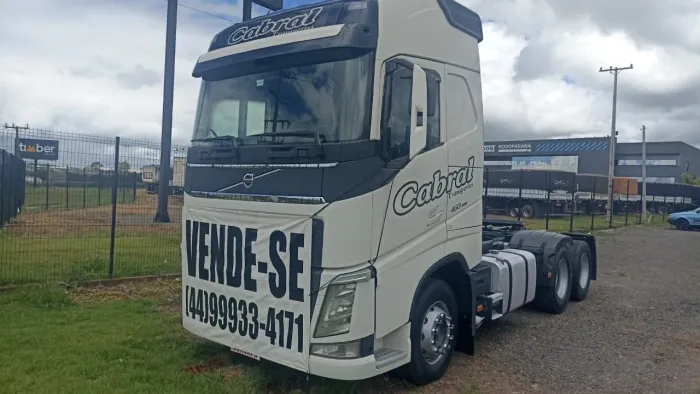 Volvo FH 460 6x2 Automático 2020 - Único Dono - Extra