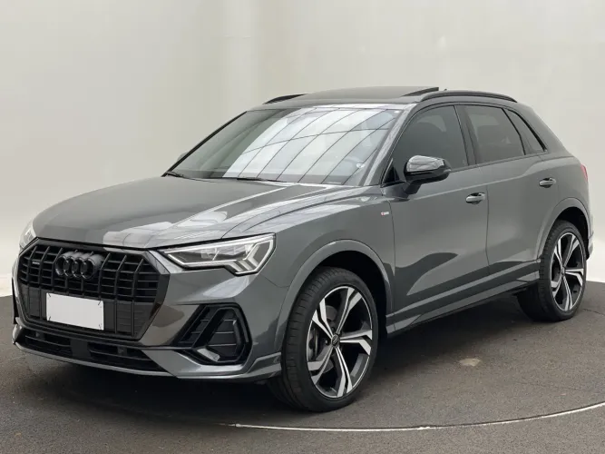 Audi Q3 Perf. Black.plus 2.0 TFSI Tip. Quat. 2024