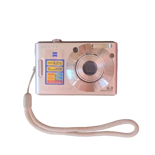 Câmera digital Sony Cyber-Shot DSC-W30 cor prata Seminova impecável 