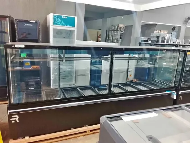 EXPOSITOR PARA AÇOUGUE GANCHEIRO 3M REFRIMATE