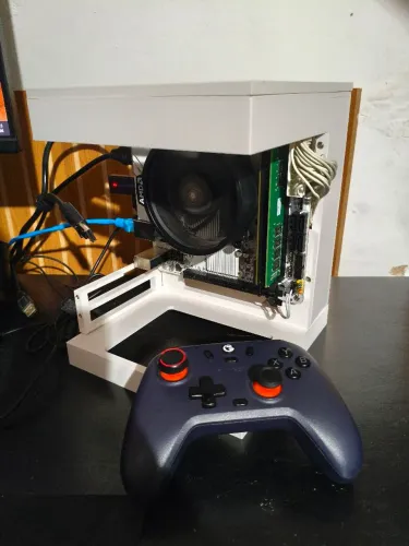 PC ITX Ryzen 5 4600G + 32GB Ram + Fonte 600W - Sem Armazenamento