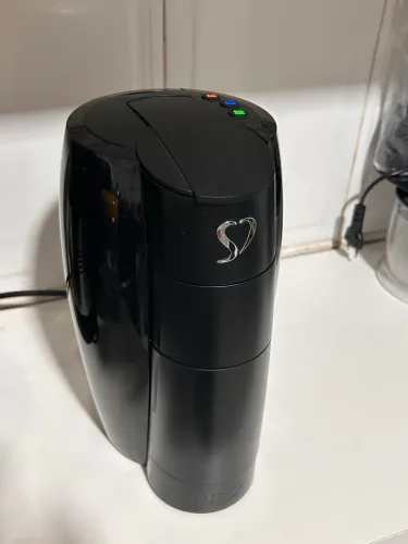 3 Corações TRES Cafeteira Espresso e Multibebida LOV Preta - 127V