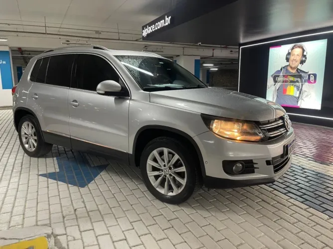 Volkswagen Tiguan 2.0 TSI 16V 200cv Tiptronic 5P 2013