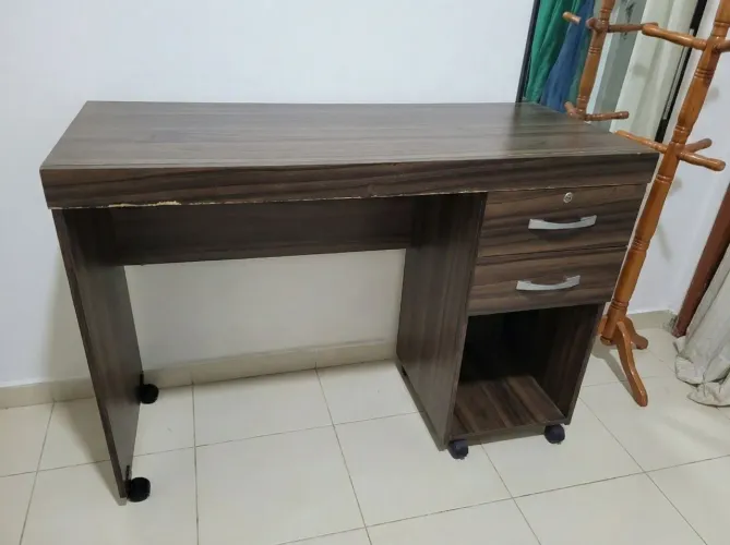 Mesa Escrivaninha c/ 2 gavetas MDF Tabaco