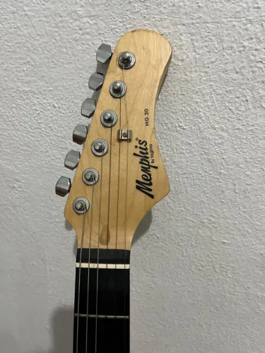 Guitarra Memphis by Tagima MG30