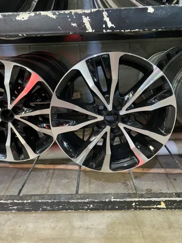 Rodas Aro 17 Corolla Seminovas